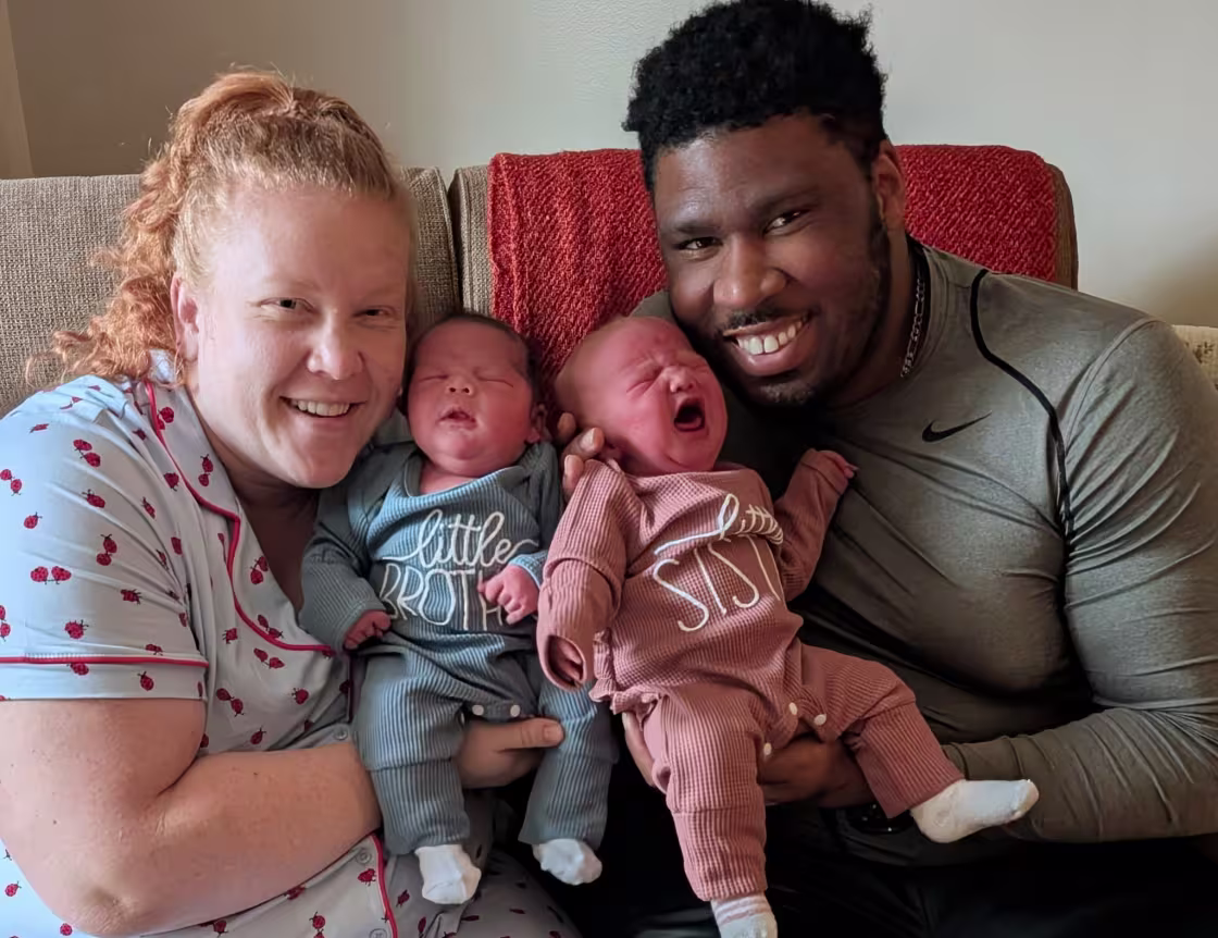 Wyoming mom welcomes record-breaking twins: ‘I've always had big babies'